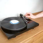 Load image into Gallery viewer, Pro-Ject Audio Debut Carbon EVO 2M Red - Turntable Pro-Ject Audio